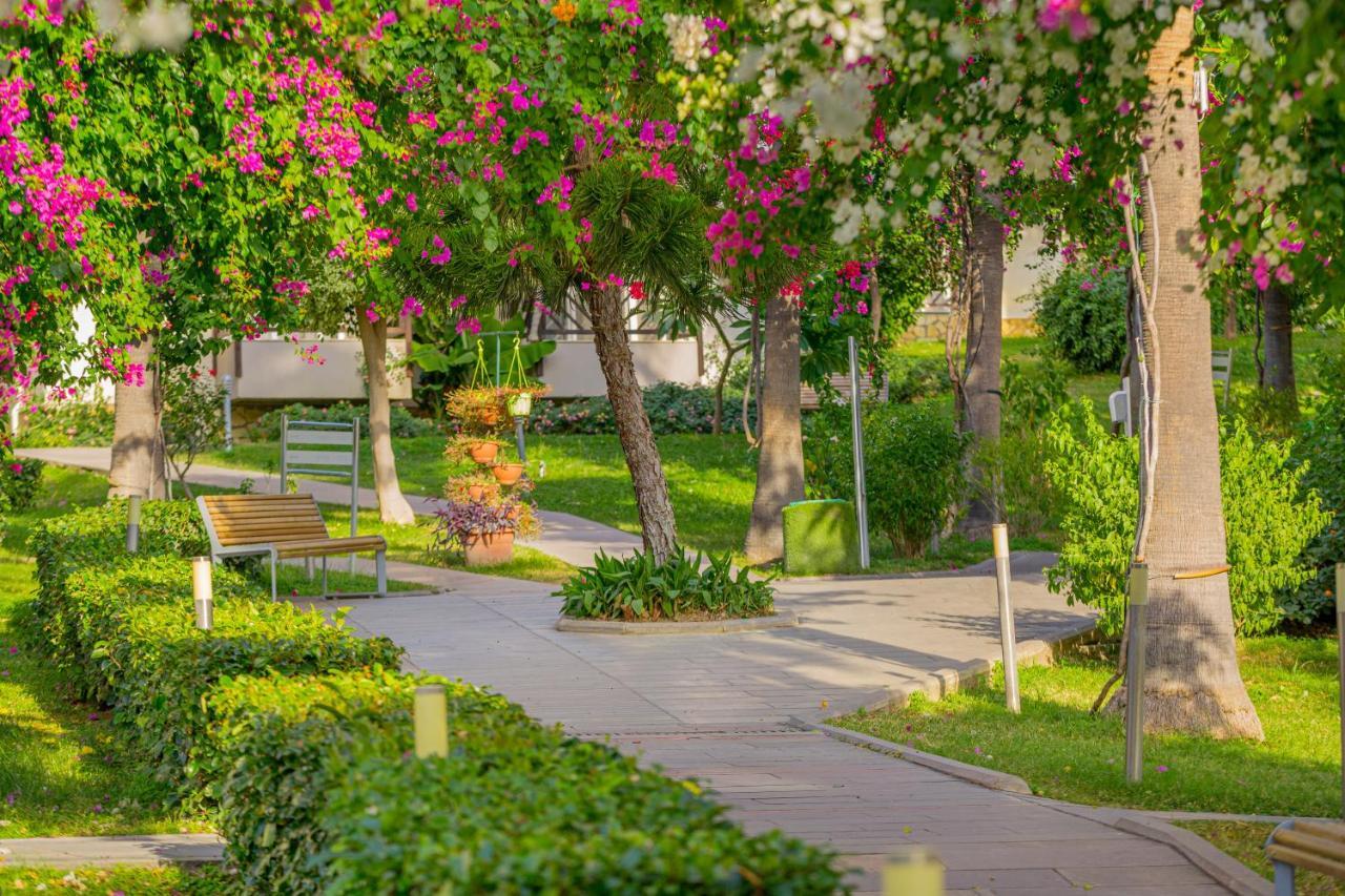 Готель Justiniano Club Alanya Окурджалар Екстер'єр фото