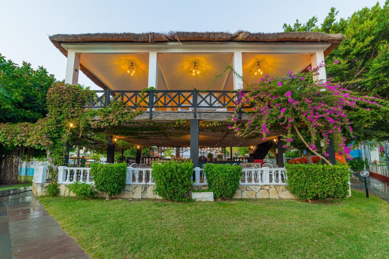Готель Justiniano Club Alanya Окурджалар Екстер'єр фото