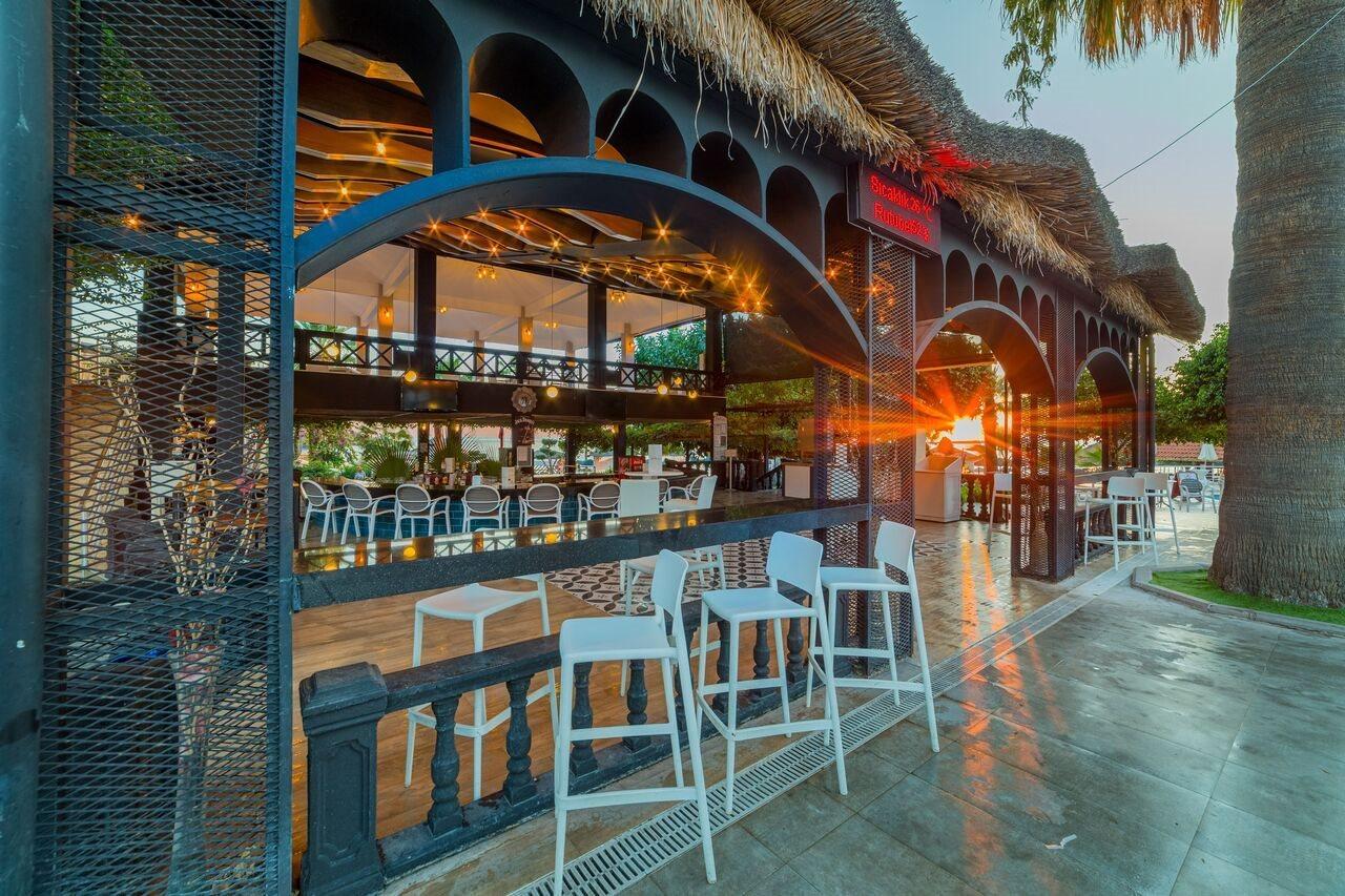 Готель Justiniano Club Alanya Окурджалар Екстер'єр фото