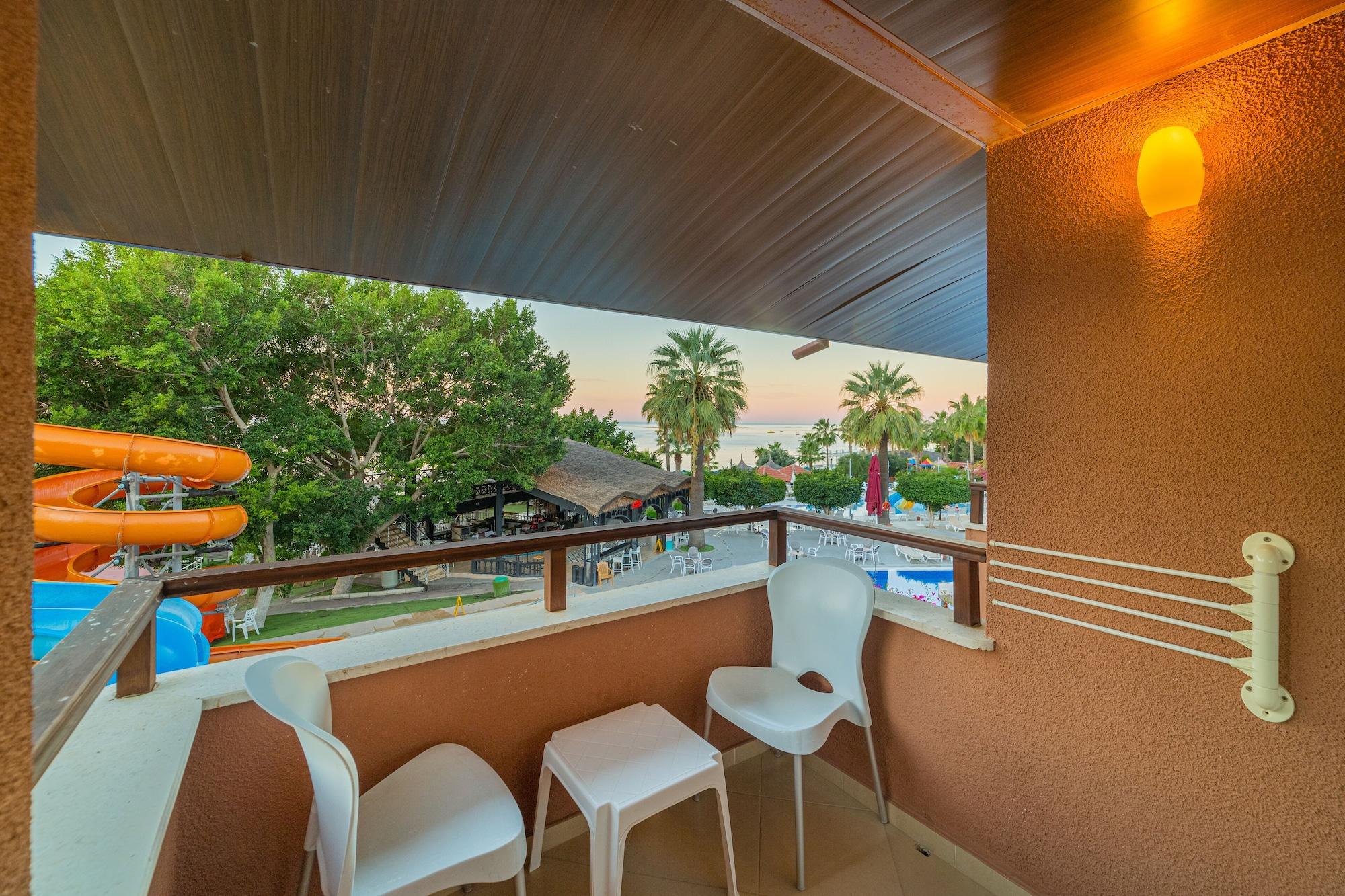 Готель Justiniano Club Alanya Окурджалар Екстер'єр фото