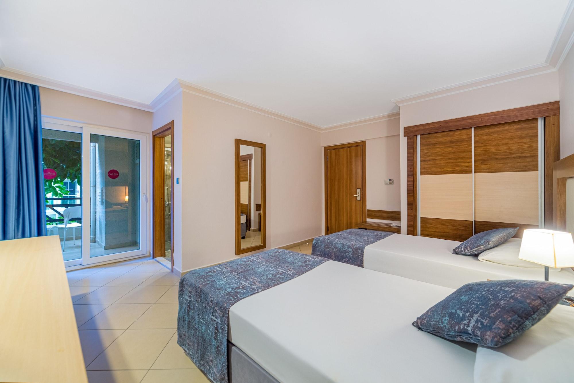 Готель Justiniano Club Alanya Окурджалар Екстер'єр фото